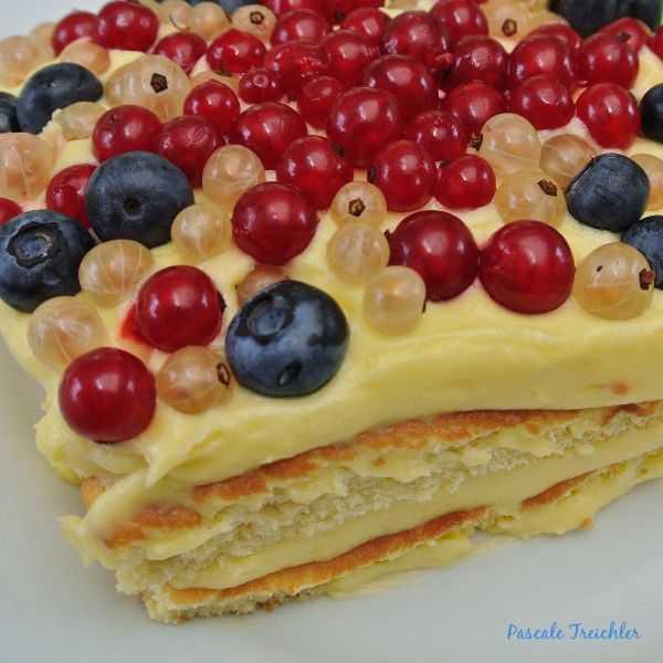 Backen mit Beeren: Patriotentorte