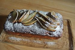 Haselnuss Birnen Cake Pascale Treichler Lubera