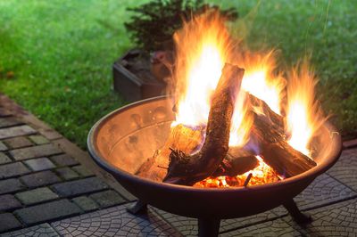 Feuerstelle im Garten &ndash; welchen Regularien unterliegt sie?