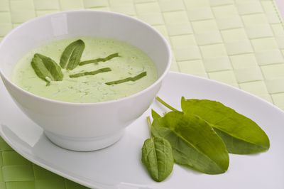 Sauerampfer Verwendung &ndash; Eine leckere Suppe