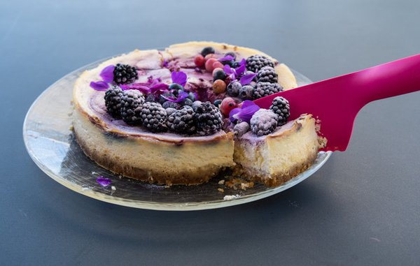 Cheesecake mit Cassis Swirl Pascale Treichler Rezept Lubera