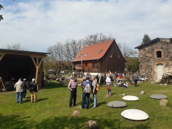 Pflanzentauschbrse Findlingshof Ruhlsdorf