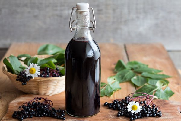 Holundersaft - lecker und gesund