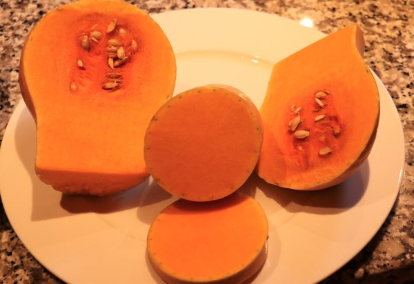 Krbis, Moschuskrbis 'Butternut' (Butternuss) Cucurbita moschata