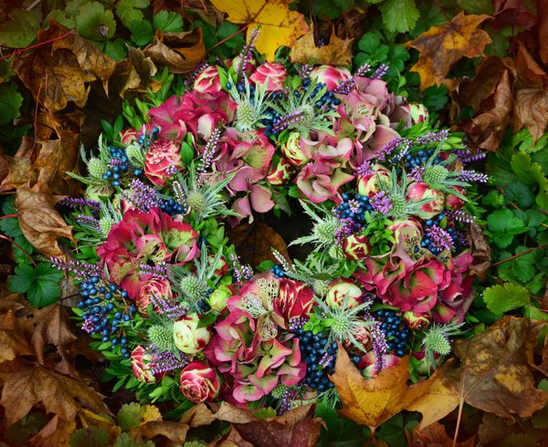 Grabschmuck für Allerheiligen Lubera